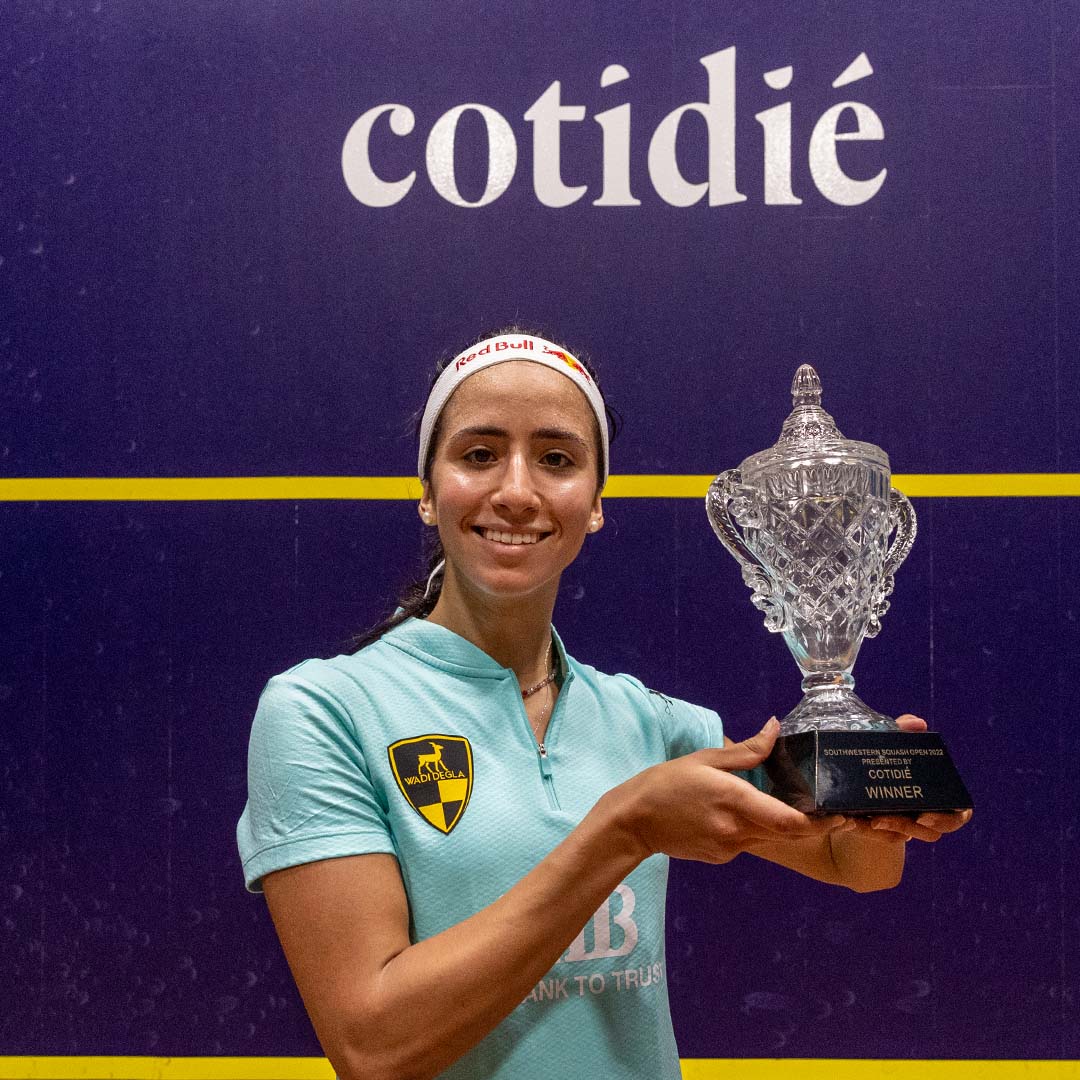 Nouran Gohar with the trophy